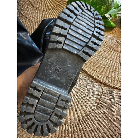 Women’s size 8 black long boots - Picture 5 of 10